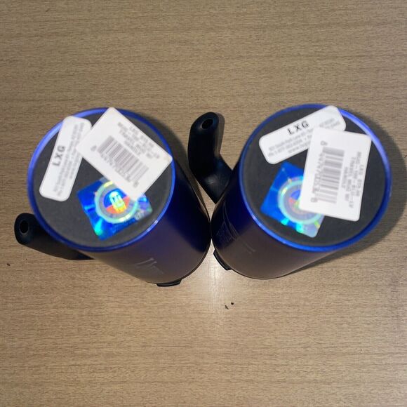 Pair Of University of Delaware Coffee Travel Mugs With Handles & Flip Top Lids - Picture 4 of 4